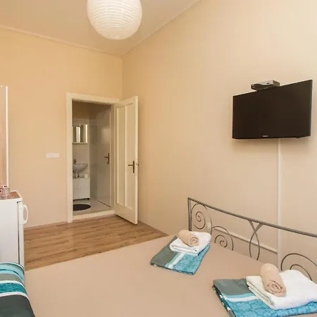 Mj's Sea Side Guest house Dubrovnik
